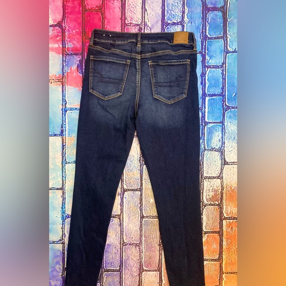 3/$25 American Eagle Dark Blue Skinny Jeans - Picture 2 of 4